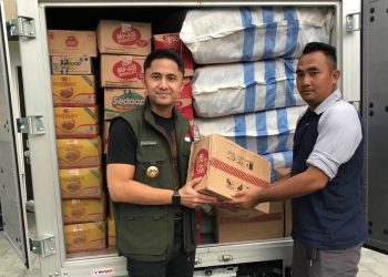 Hengky “Gercep” Salurkan Bantuan Untuk Warga Gunung Halu