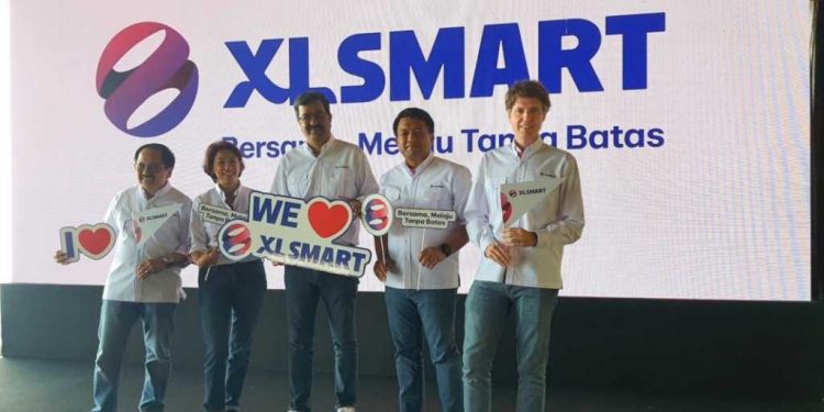 XLSMART Resmi Berdiri Perkuat Cakupan Layanan & Jaringan di Jabar, Jateng, hingga DIY