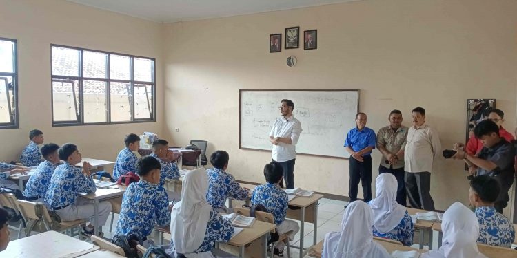 Kualitas Sarana dan Prasarana Pendidikan di Bandung Barat Ditingkatkan